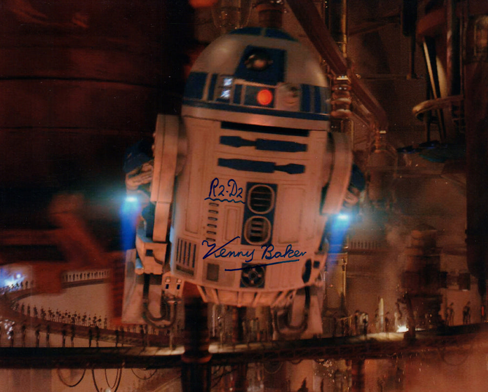 Kenny Baker as R2-D2 in Star Wars Episode II: Attack of the Clones Signed 8x10 Photo