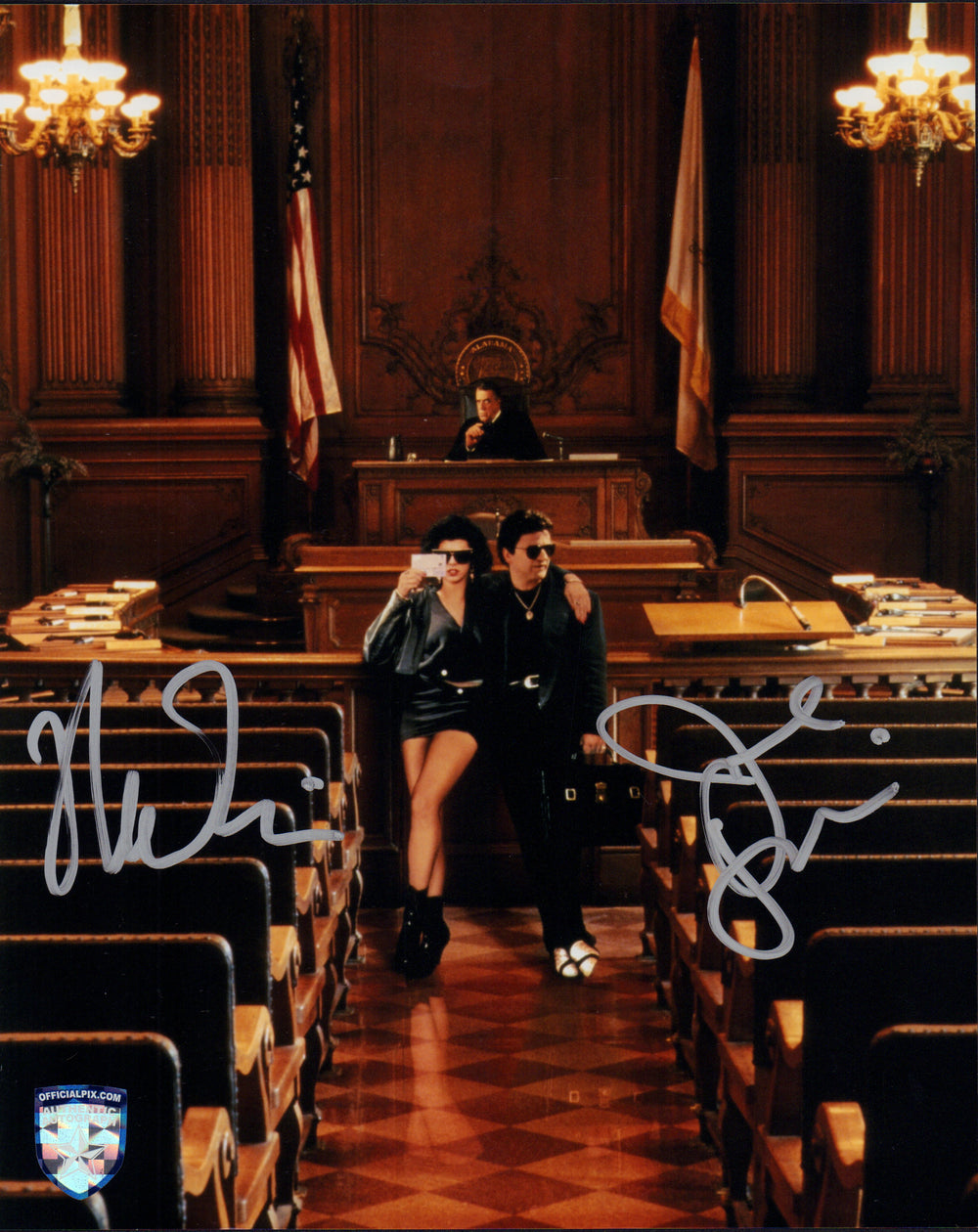 Joe Pesci as Vinny Gambini & Marisa Tomei as Mona Lisa Vito in My Cousin Vinny (Official Pix) Signed 8x10 Photo