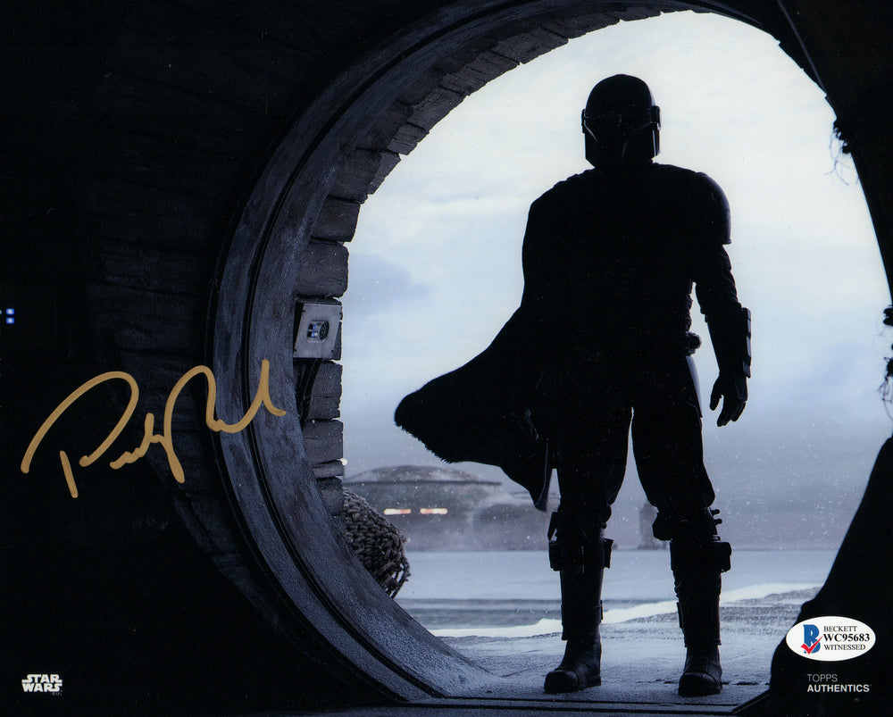 Pedro Pascal as the Mandalorian in Star Wars: The Mandalorian (Beckett Witnessed) Signed 8x10 Photo