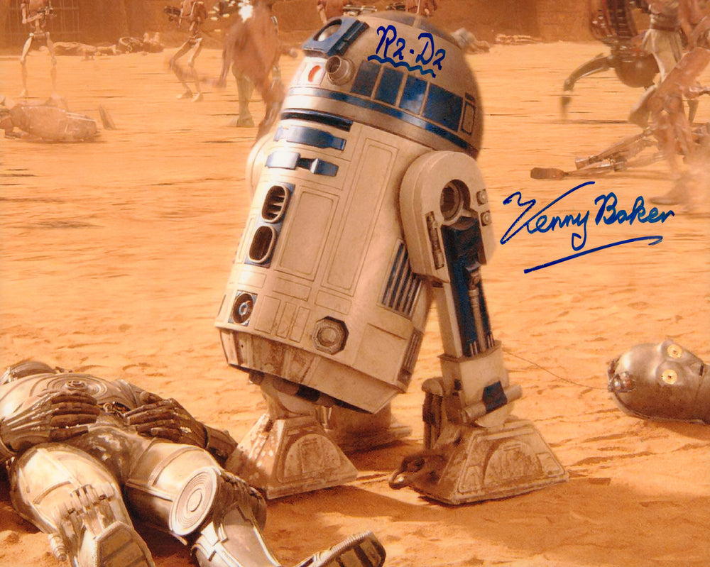 Kenny Baker as R2-D2 in Star Wars Episode II: Attack of the Clones Signed 8x10 Photo