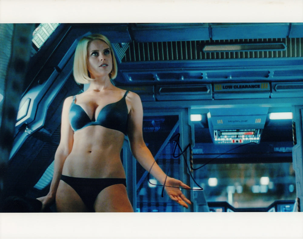 Alice Eve as Dr. Carol Marcus in Star Trek Into Darkness Sexy Signed 11x14 Photo