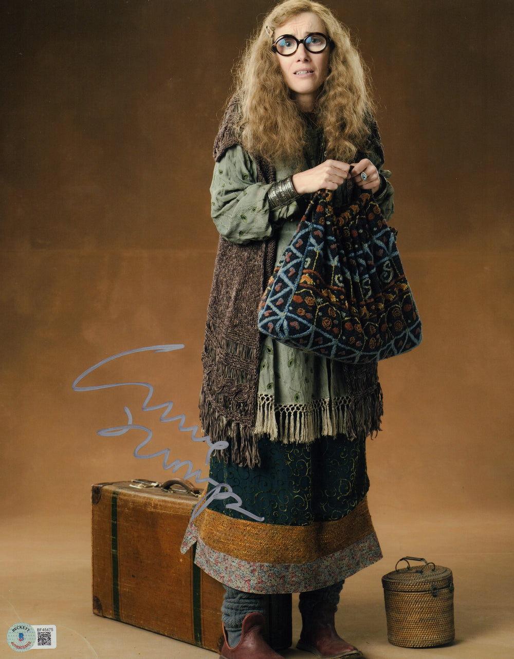 Emma Thompson as Sybill Trelawney in Harry Potter and the Order of the Phoenix Signed 11x14 Photo