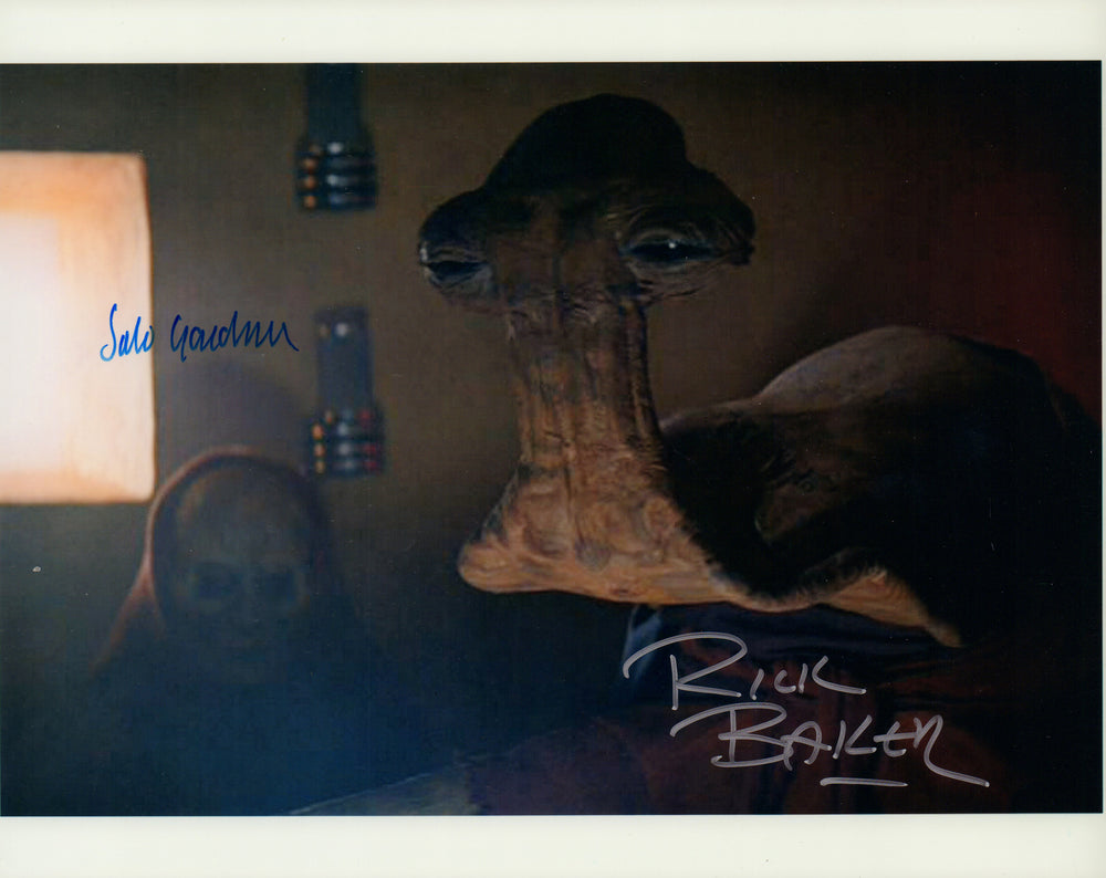 Star Wars: A New Hope Mos Eisley Cantina 8x10 Photo Cast Signed by Rick Baker & Salo Gardner