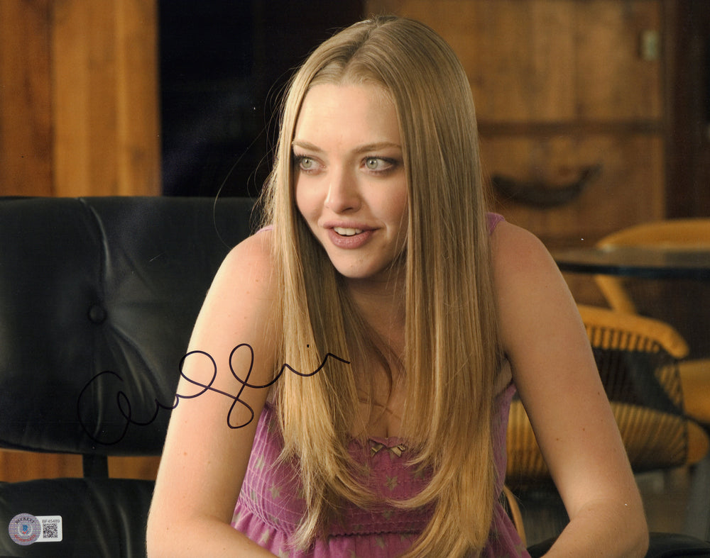 Amanda Seyfried as Julie Beckley in Alpha Dog Signed 11x14 Photo