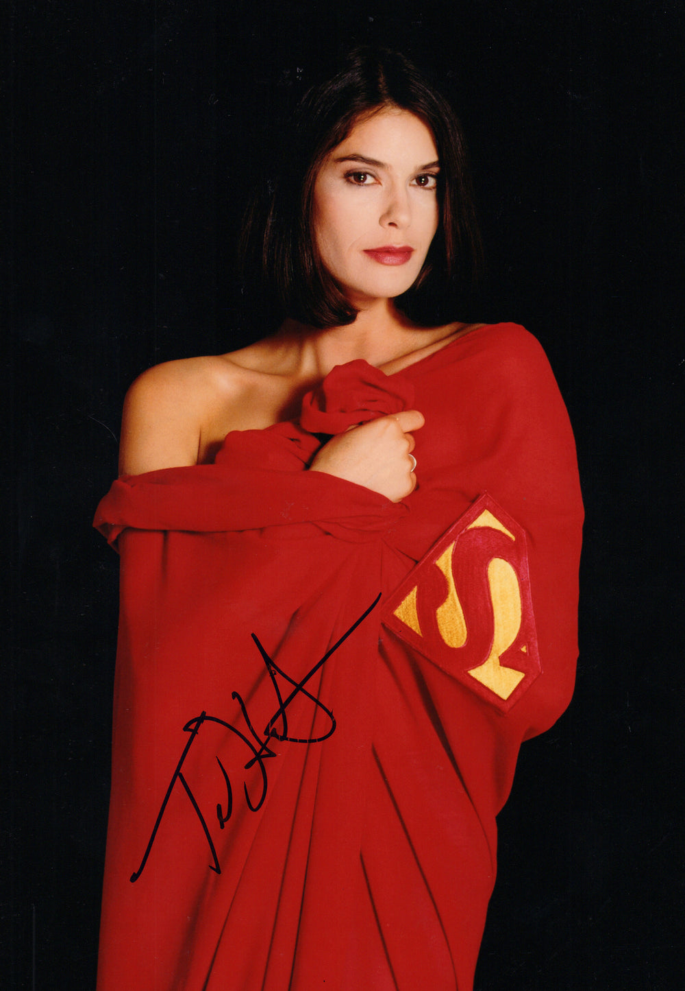 Teri Hatcher as Lois Lane in Lois & Clark: The New Adventures of Superman Signed 8x12 Photo