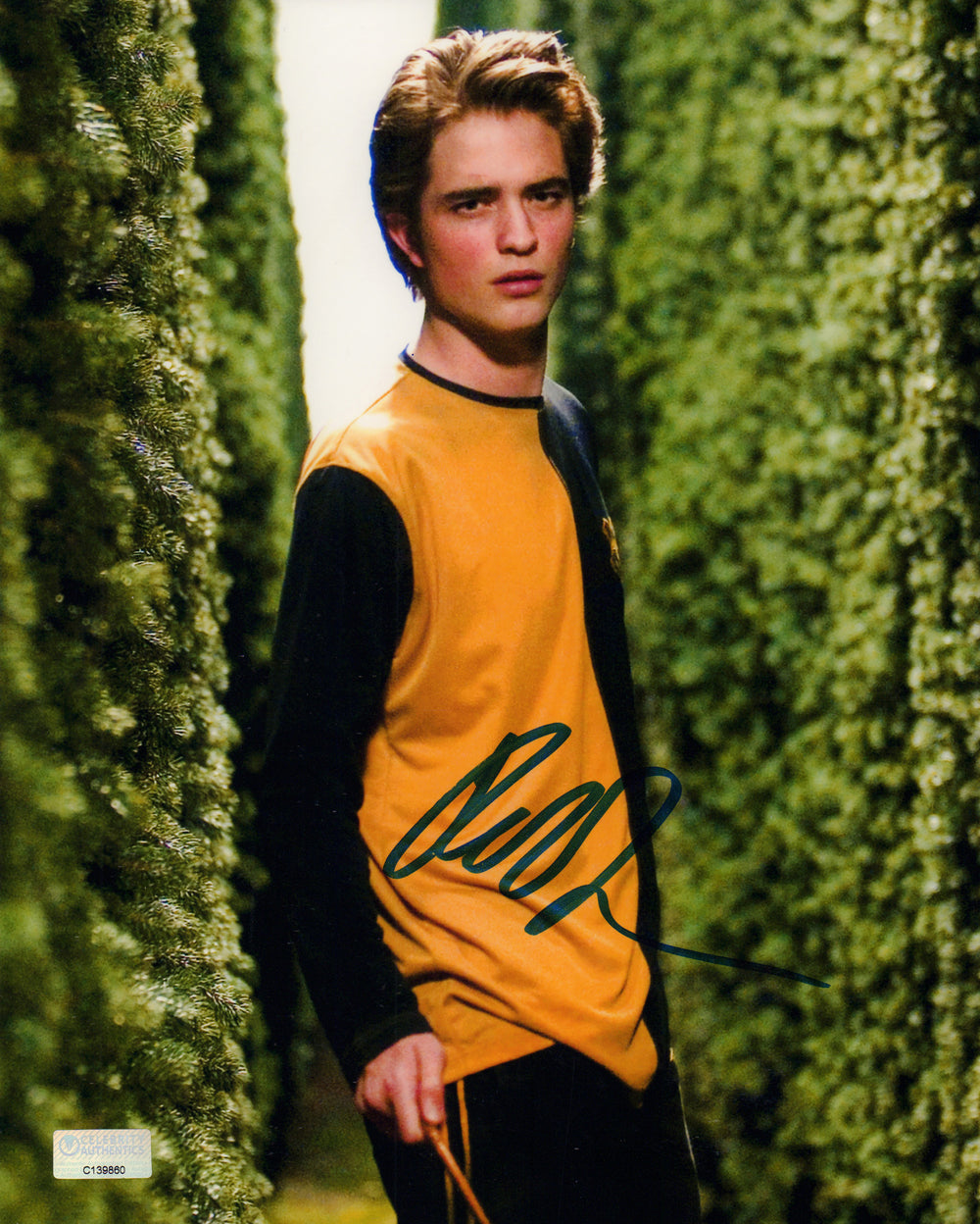 Robert Pattinson as Cedric Digory in Harry Potter & the Goblet of Fire (Celebrity Authentics) Signed 8x10 Photo