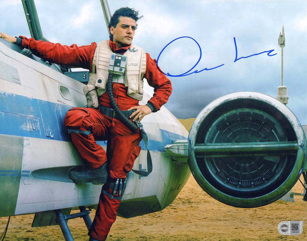 Oscar Isaac as Poe in Star Wars: The Force Awakens (Beckett) Signed 11x14 Photo