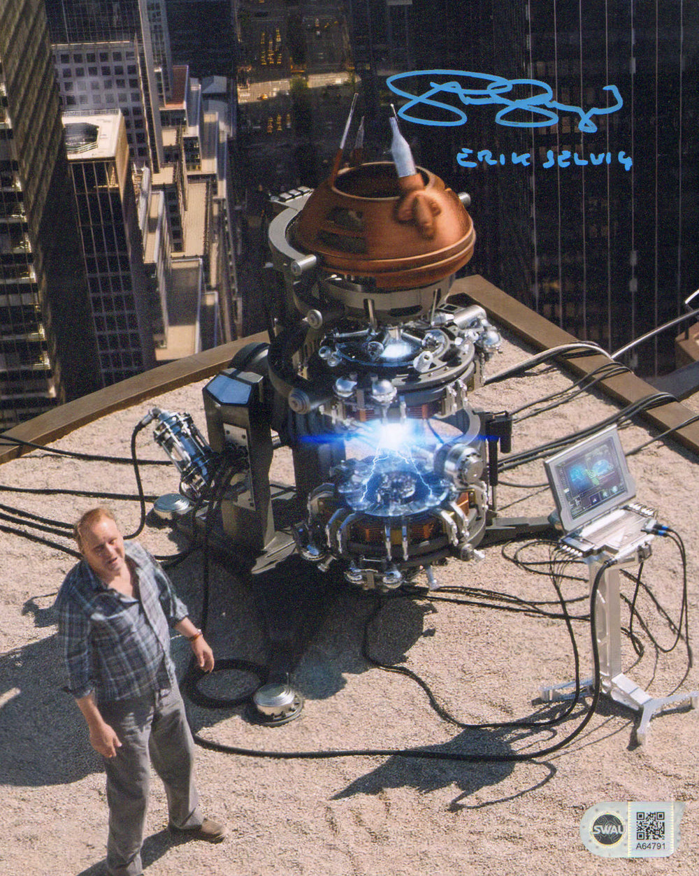 Stellan Skarsgård as Erik Selvig in Marvel's The Avengers (SWAU) Signed 8x10 Photo with Character Name