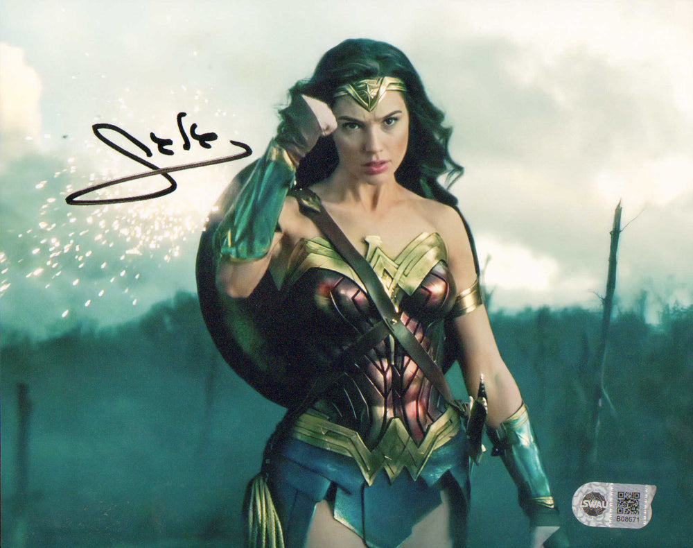 Gal Gadot as Wonder Woman with Bullet in Wonder Woman (SWAU) Signed 8x –  SWAU Auction