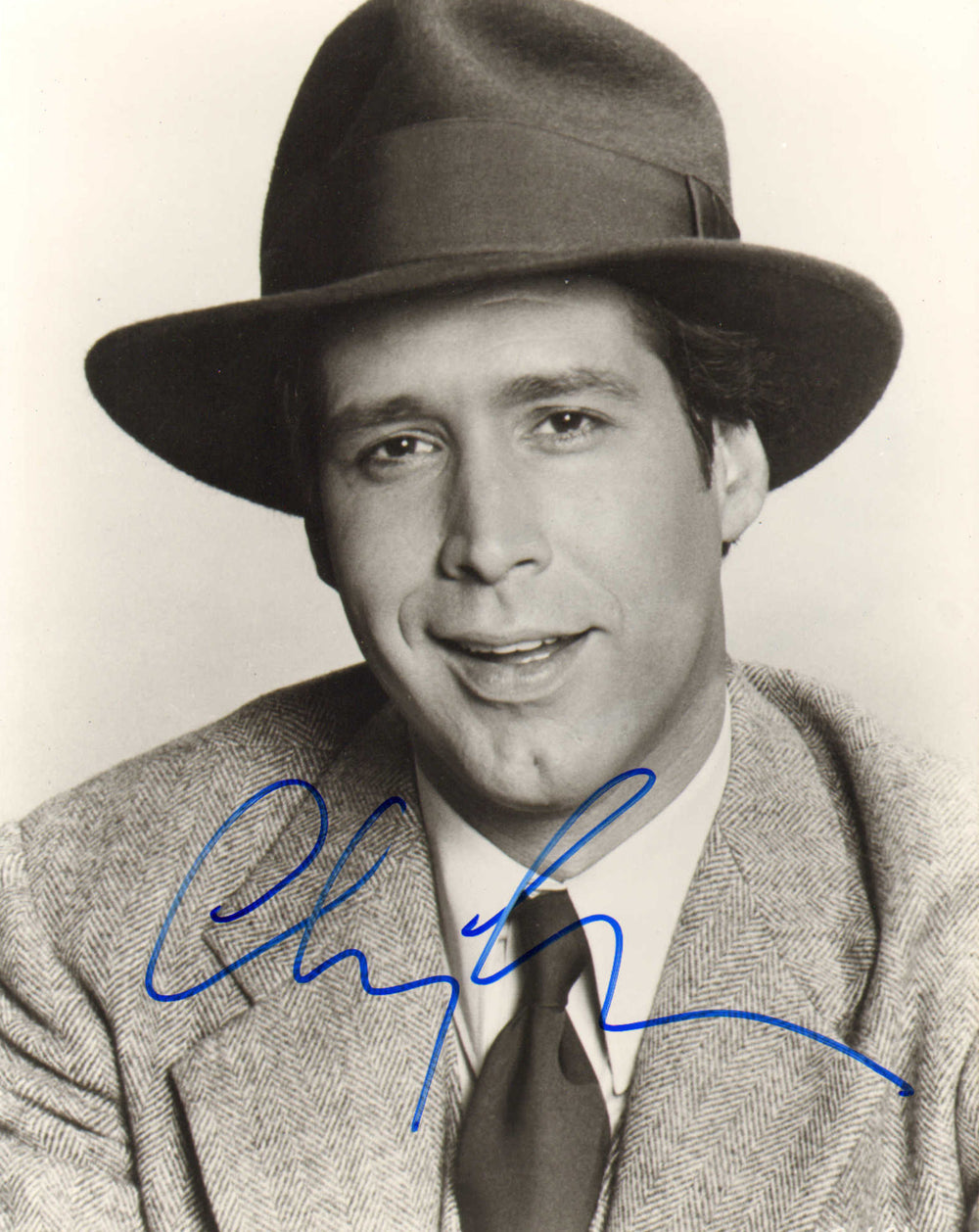Chevy Chase as Bruce Thorpe in Under the Rainbow Signed 8x10 Photo