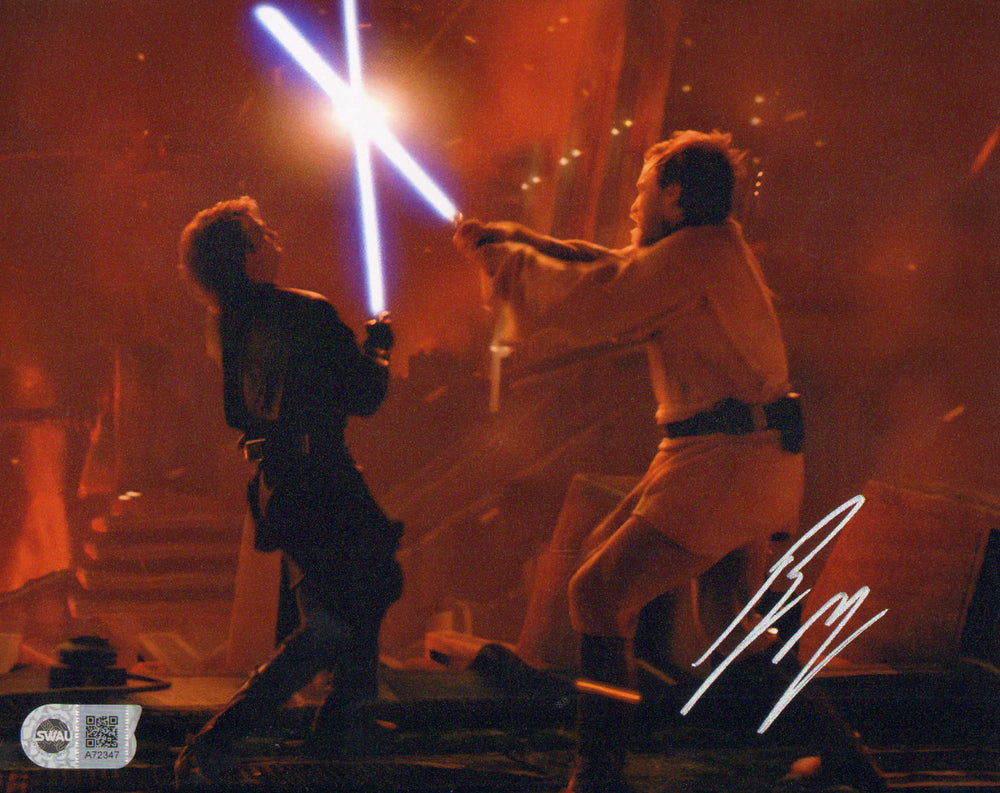 Ewan McGregor as Obi-Wan Kenobi in Mustafar Lightsaber Duel in Star Wars Episode III: Revenge of the Sith (SWAU) Signed 8x10 Photo