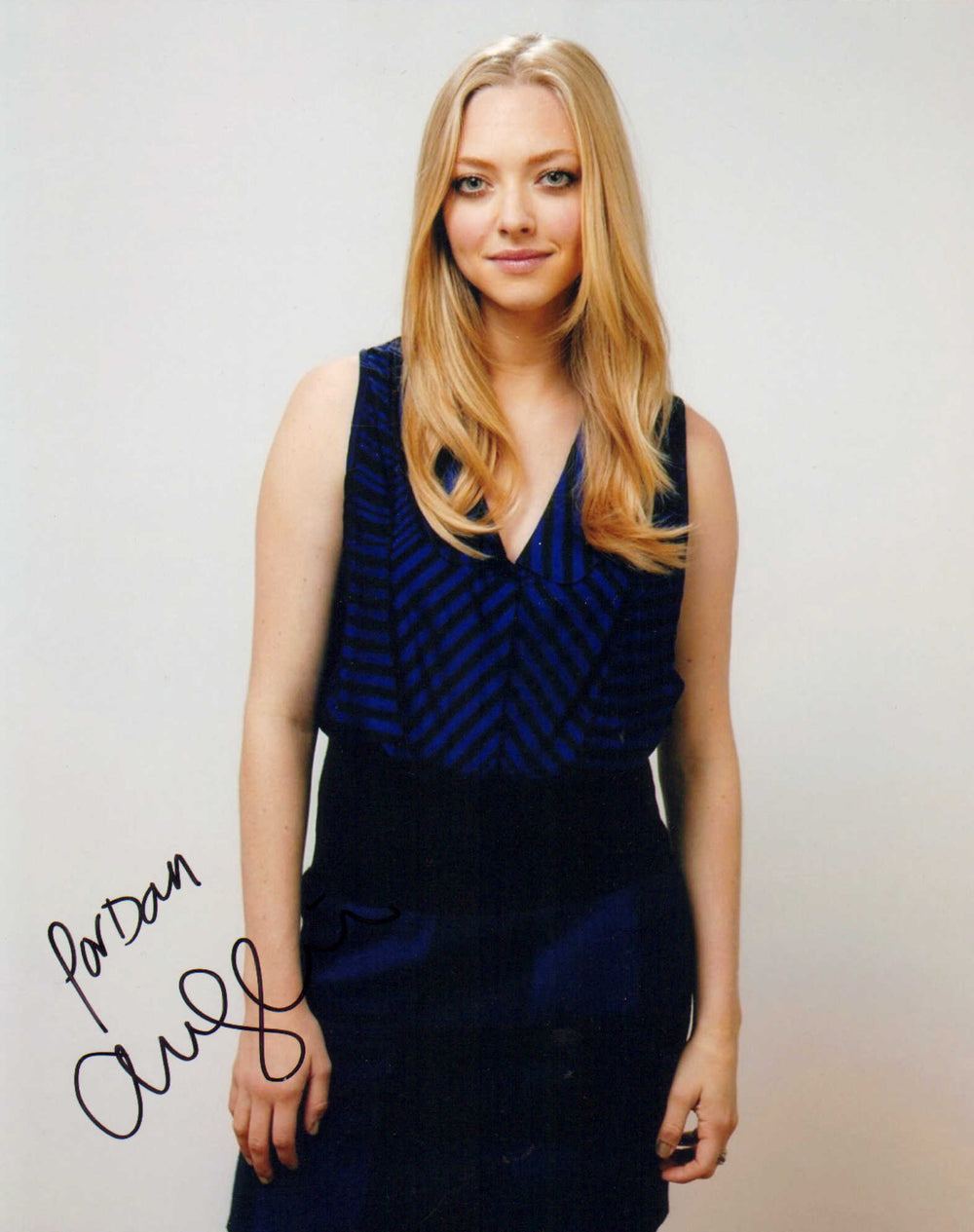 Amanda Seyfried from Mean Girls, Jennifer's Body, Mank, & First Reformed Signed 8x10 Photo