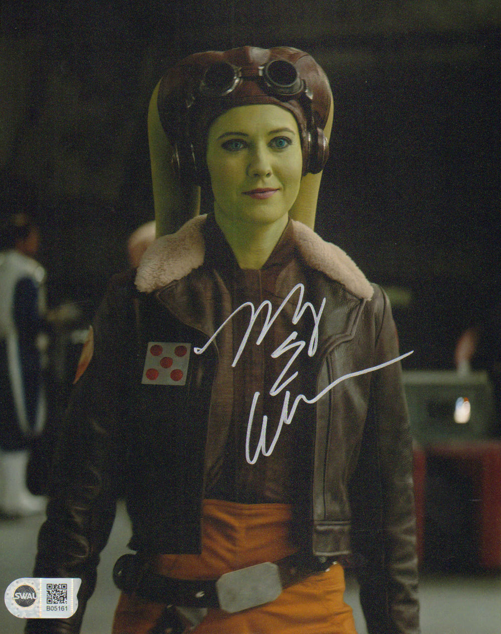 Mary Elizabeth Winstead as Hera Syndulla in Star Wars: Ahsoka (SWAU) Signed 8x10 Photo