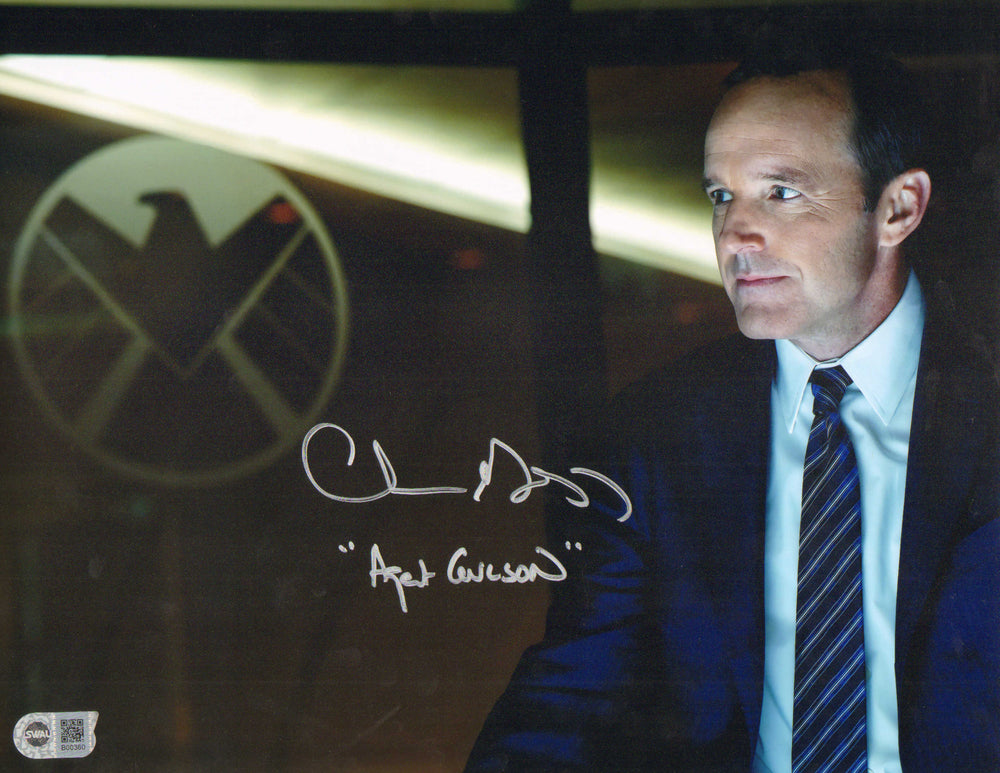 Clark Gregg as Agent Phil Coulson in Agents of S.H.I.E.L.D. Signed 11x14 Photo