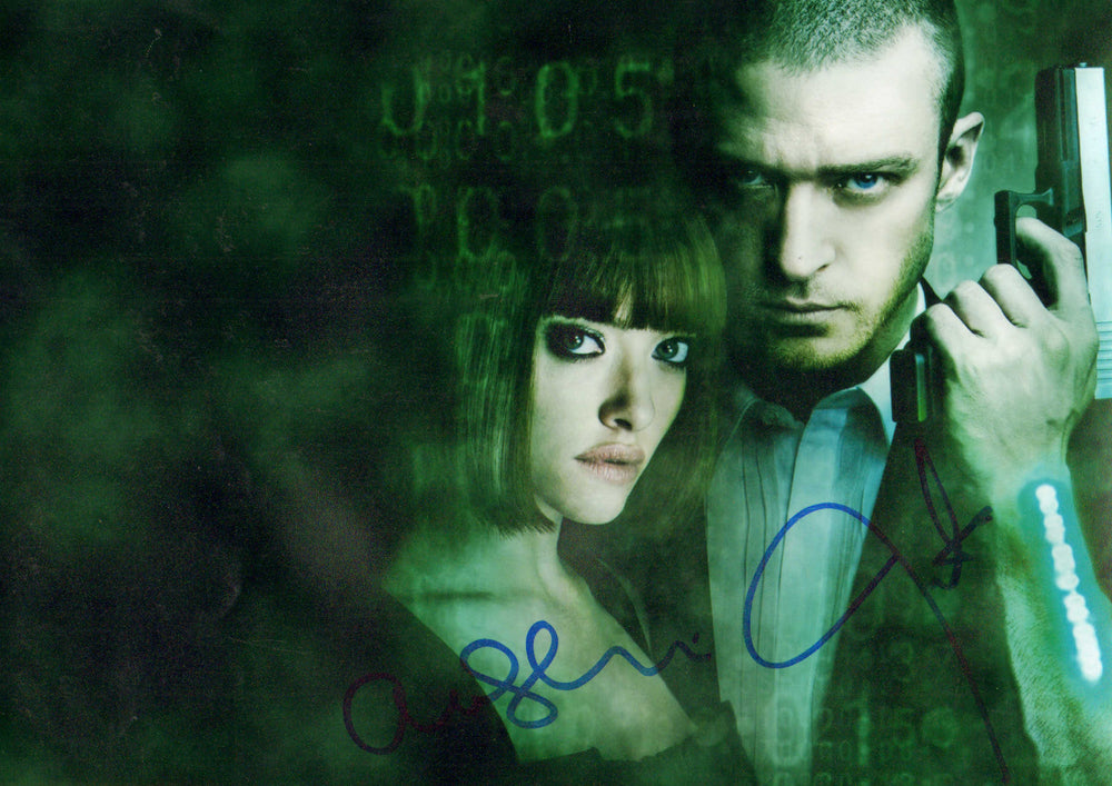 Amanda Seyfried as Sylvia Weis & Justin Timberlake as Will Salas in In Time Signed 8x11 Photo