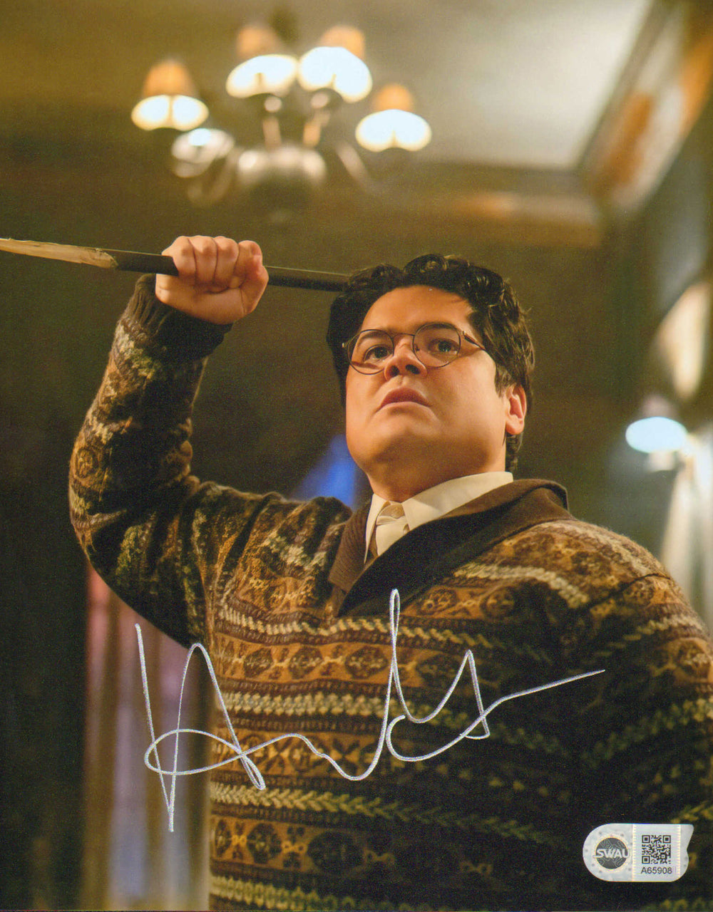 Harvey Guillén as Guillermo de la Cruz in What We Do in the Shadows (SWAU) Signed 8x10 Photo