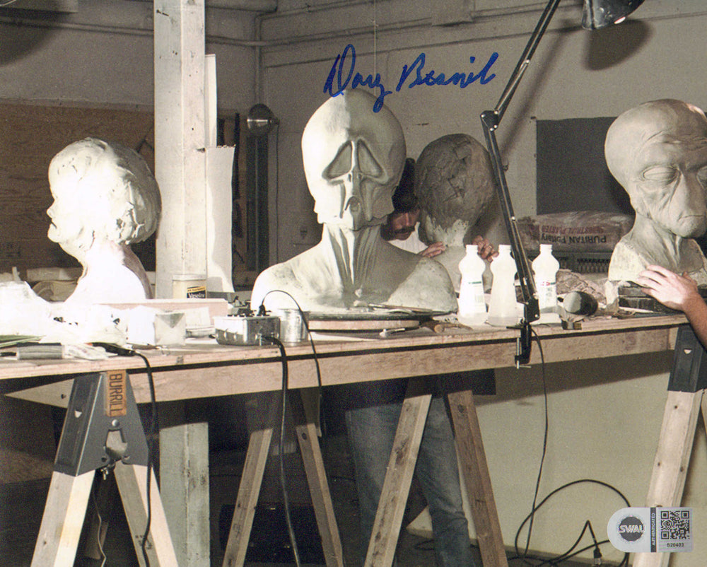 Doug Beswick Cantina Creature Sculptor Behind the Scenes of Star Wars: A New Hope (SWAU) Signed 8x10 Photo