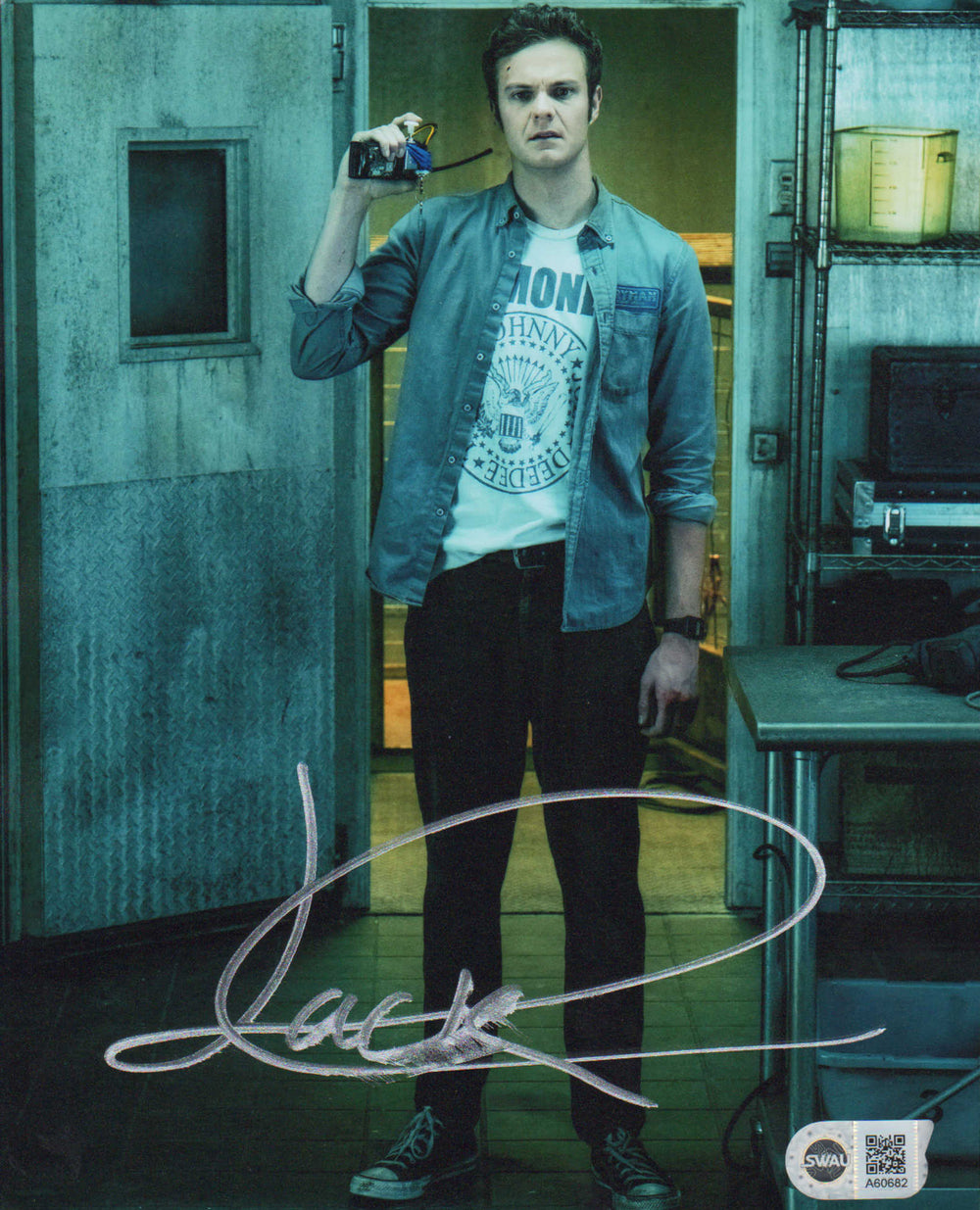 Jack Quaid as Hughie Campbell in The Boys (SWAU Witnessed) Signed 8x10 Photo