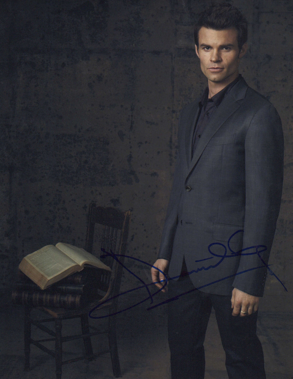 Daniel Gillies as Elijah Mikaelson in The Vampire Diaries Signed 11x14 Photo