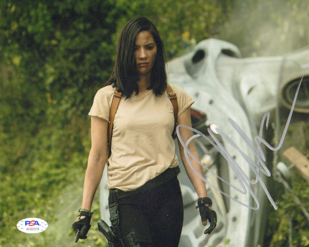 Olivia Munn as Casey Bracket from The Predator (PSA) Signed 8x10 Photo