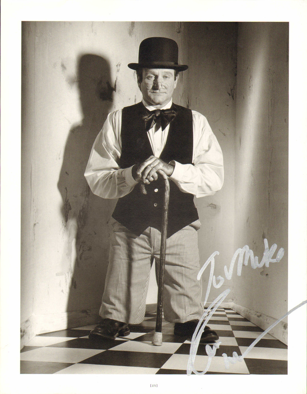 Robin Williams as Leslie Zevo in Toys Signed 11x14 Photo