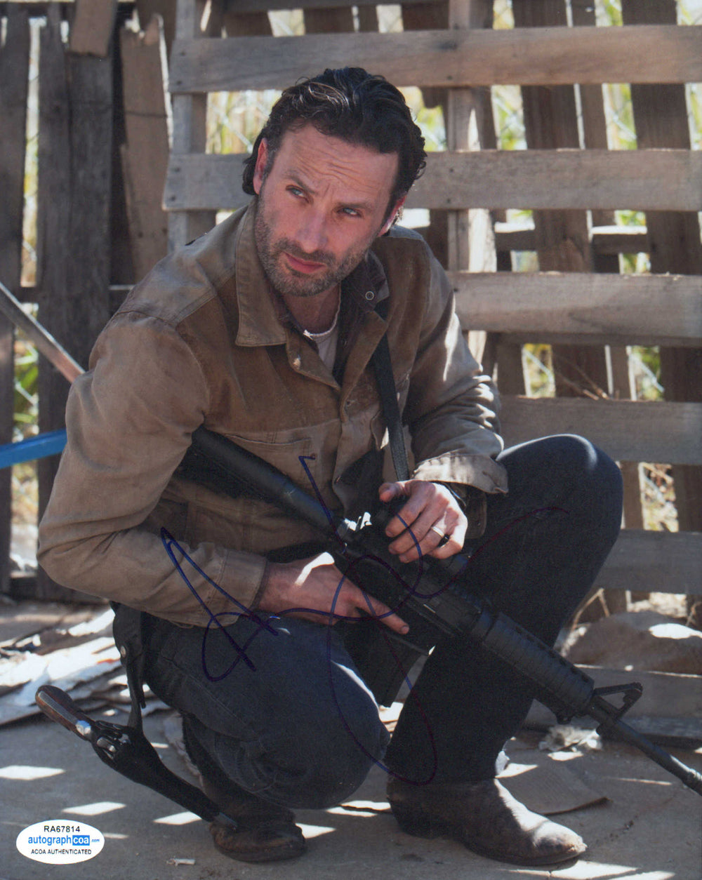 Andrew Lincoln as Rick Grimes Kneeling in The Walking Dead (ACOA) Signed 8x10 Photo
