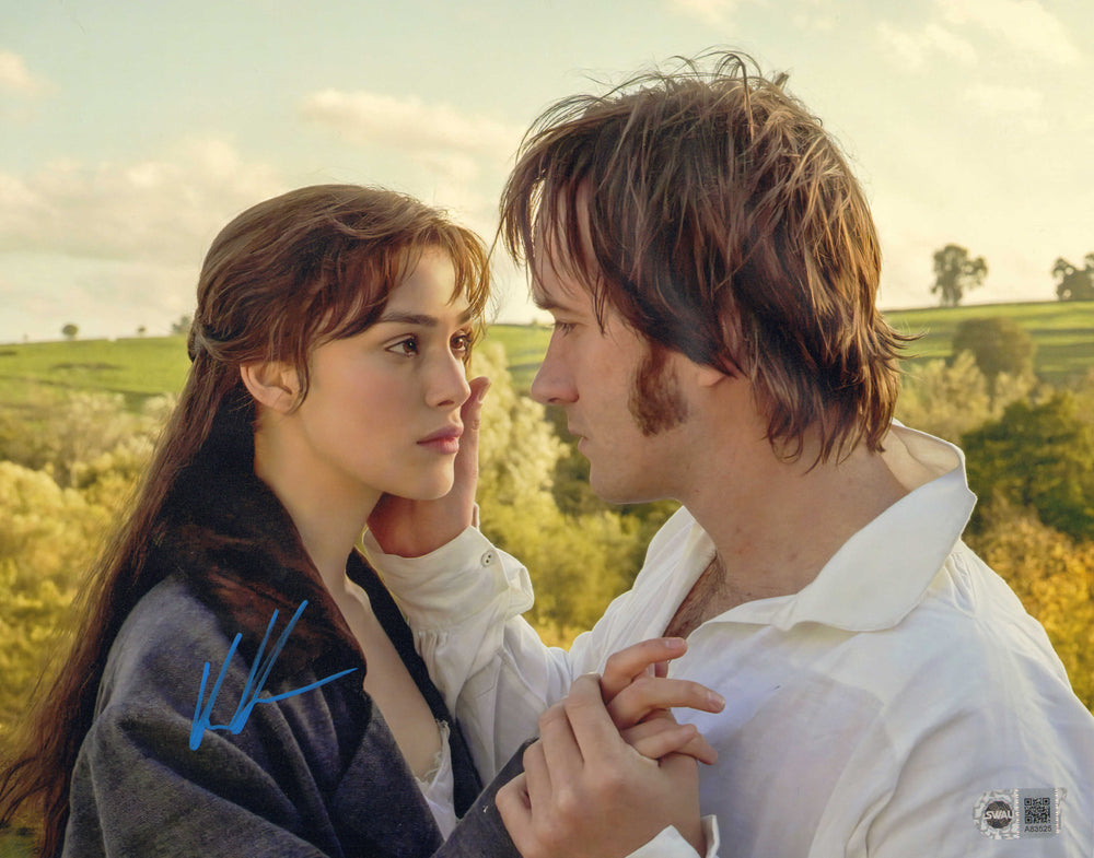 Keira Knightley as Lizzy Bennet in Pride & Prejudice (SWAU) Signed 11x14 Photo