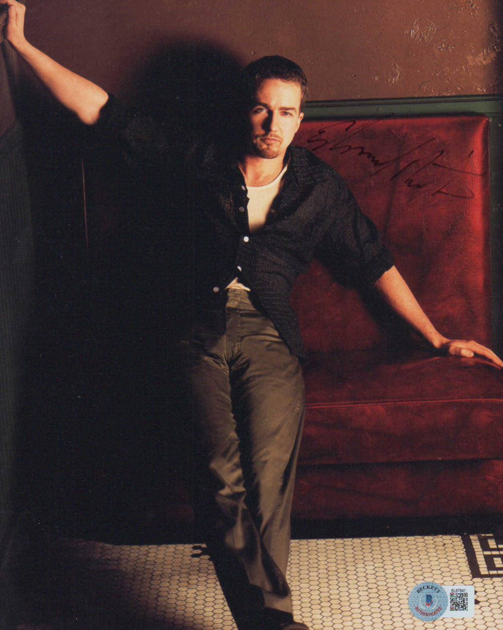 Edward Norton from Fight Club, The Incredible Hulk, Primal Fear, & American History X Signed 8x10 Photo