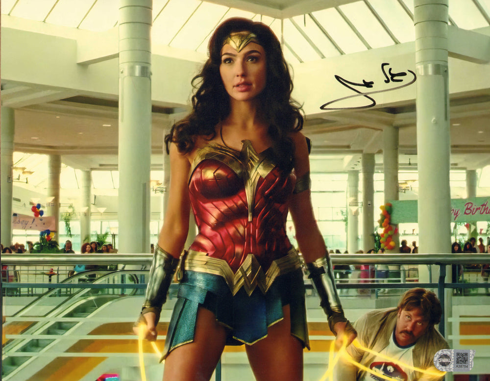 Gal Gadot as Wonder Woman in Wonder Woman 1984 (SWAU) Signed 11x14 Photo