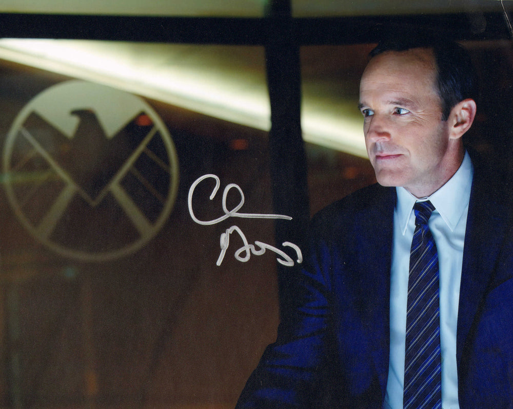 Clark Gregg as Agent Phil Coulson in Agents of S.H.I.E.L.D. Signed 8x10 Photo