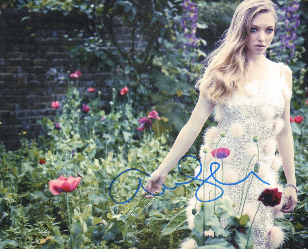 Amanda Seyfried from Mean Girls, Jennifer's Body, Mank, & First Reformed Sexy Signed 8x10 Photo