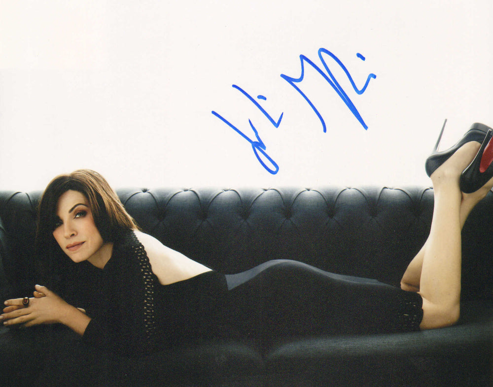 Julianna Marguiles from The Good Wife & City Island Sexy Signed 8x10 Photo