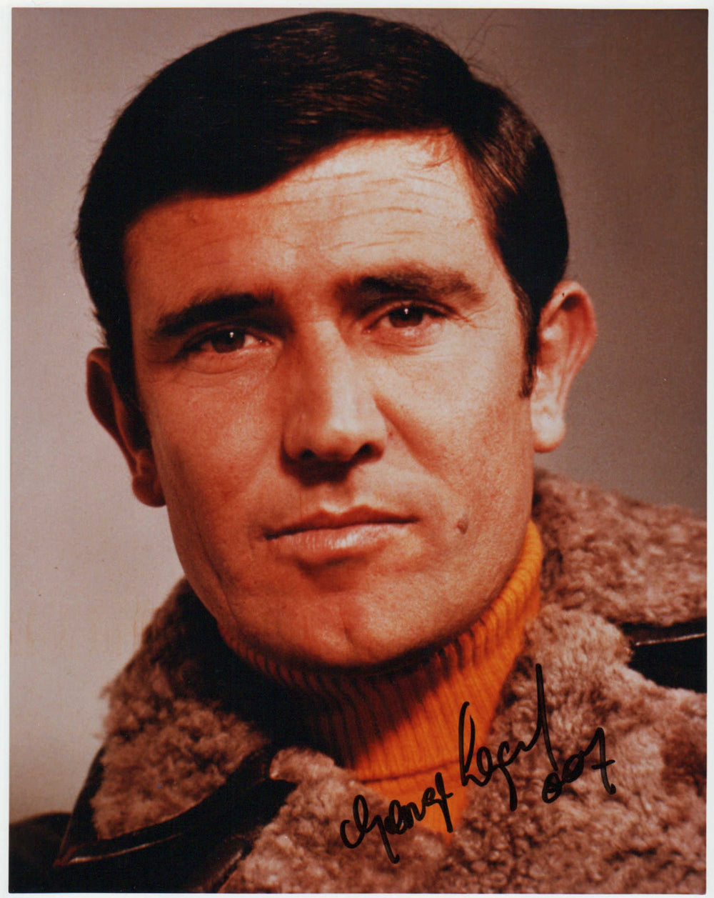 George Lazenby as James Bond 007 Signed 8x10 Photo