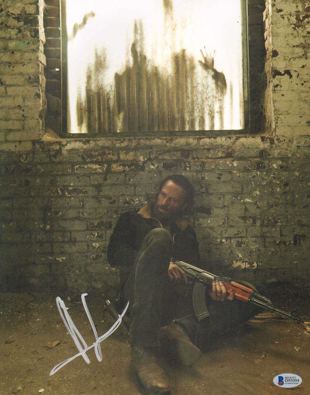 Andrew Lincoln as Rick Grimes in The Walking Dead (Beckett) Signed 11x14 Photo