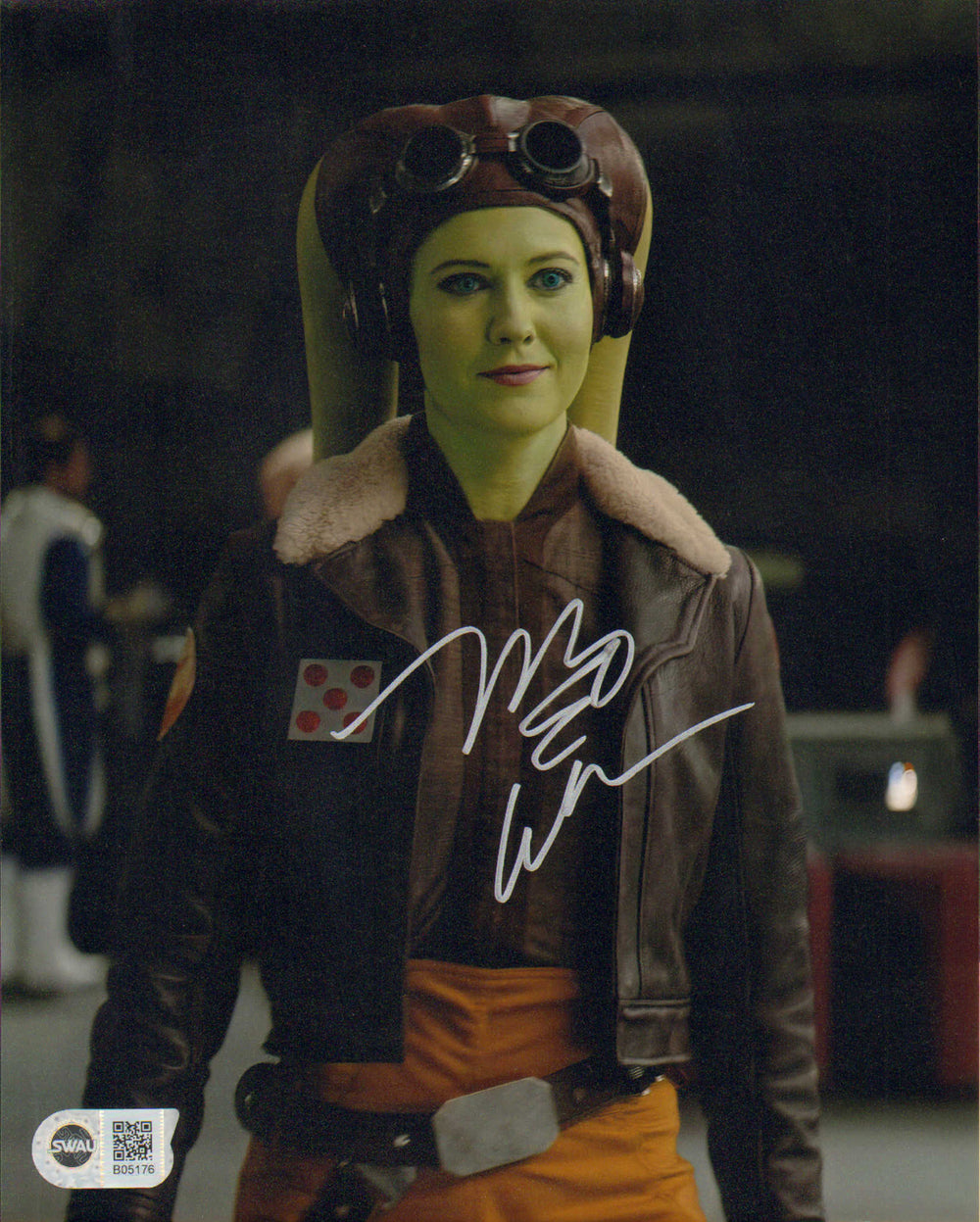 Mary Elizabeth Winstead as Hera Syndulla in Star Wars: Ahsoka (SWAU) Signed 8x10 Photo