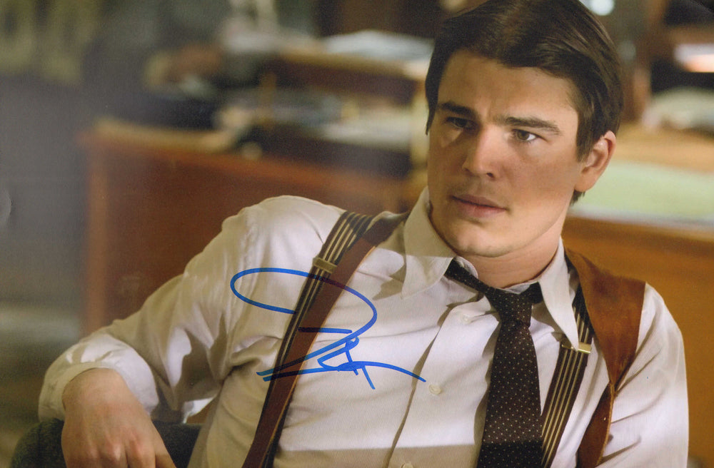 Josh Hartnett as Dwight Bleichert in The Black Dahlia Signed 8x12 Photo