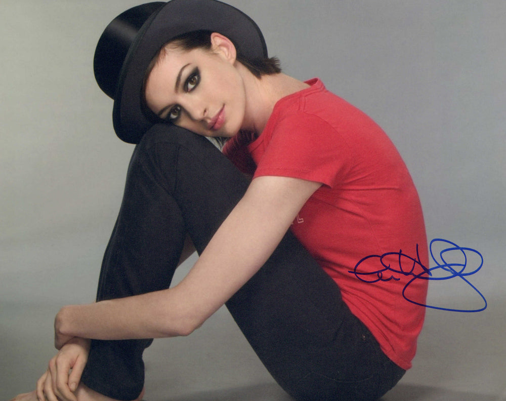 Anne Hathaway from The Devil Wears Prada, The Dark Knight Rises, & The Princess Diaries Signed 8x10 Photo