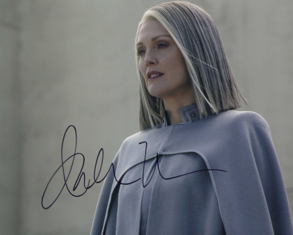 Julianne Moore as President Alma Coin in The Hunger Games: Mockingjay Part 1 Signed 8x10 Photo