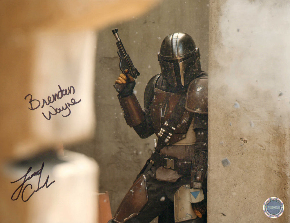 Brendan Wayne as the Mandalorian in Star Wars: The Mandalorian (SWAU) Signed 11x14 Photo