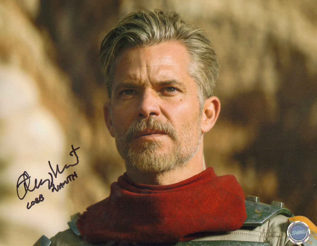 Timothy Olyphant as Cobb Vanth in Star Wars: The Mandalorian (SWAU) Si ...