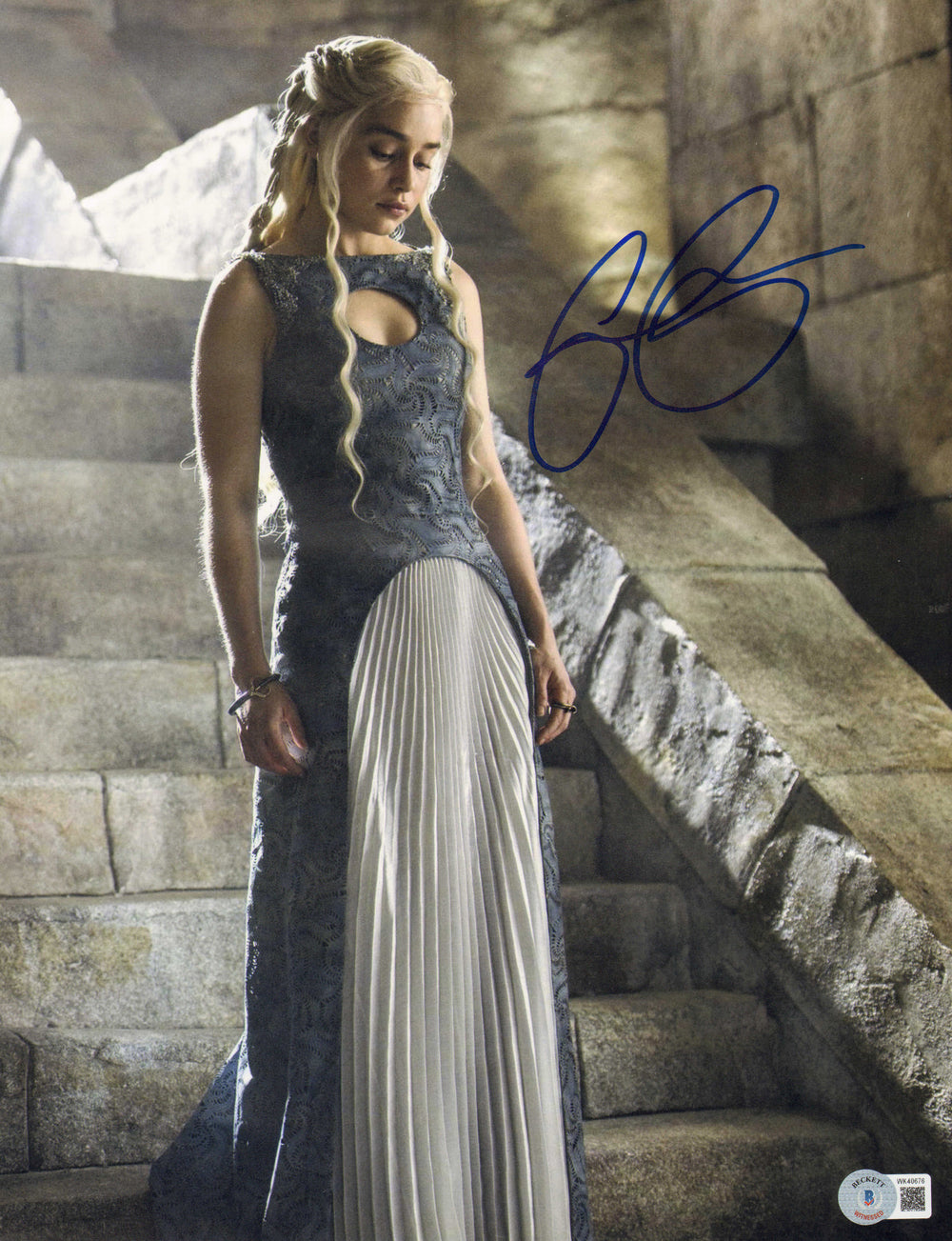 Emilia Clarke as Daenerys Targaryen in Game of Thrones (Beckett) Signed 11x14 Photo