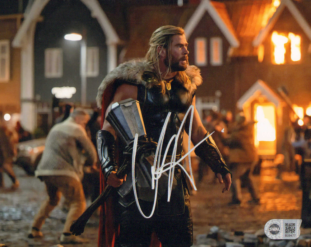 Chris Hemsworth as Thor in Battle in Thor: Love and Thunder (SWAU) Signed 8x10 Photo