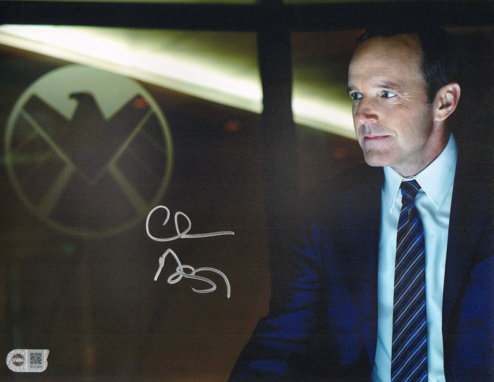 Clark Gregg as Agent Phil Coulson in Agents of S.H.I.E.L.D. Signed 11x14 Photo