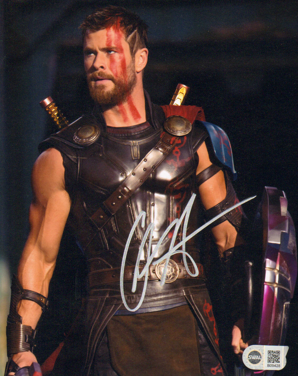 Chris Hemsworth as Thor in Thor: Ragnarok (SWAU) Signed 8x10 Photo