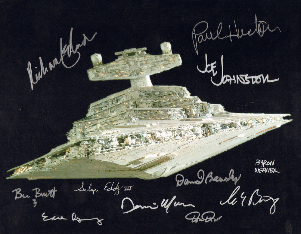 Hawkeye #2 - Signed by Jeremy Renner (SWAU CGC Signature Series