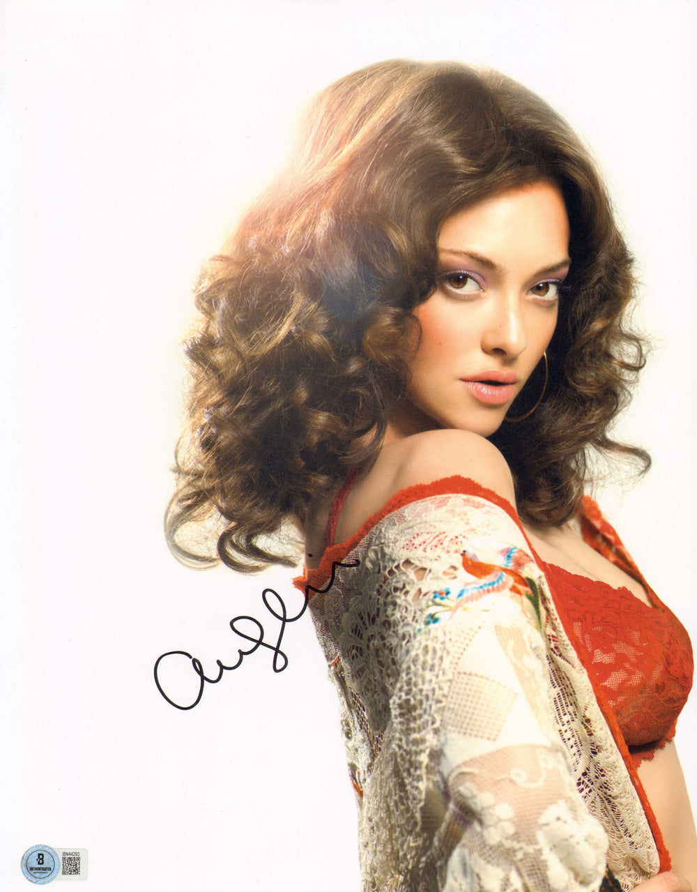Amanda Seyfried as Linda Lovelace in Lovelace (Beckett) Signed 11x14 Photo