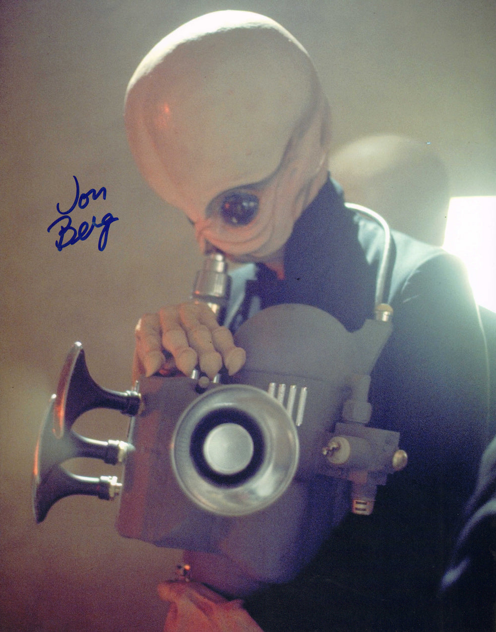 Jon Berg Creature Designer of the Cantina Band Behind the Scenes of Star Wars: A New Hope Signed 11x14 Photo