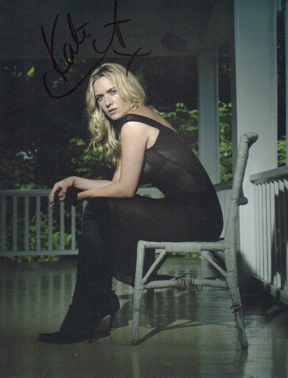 Kate Winslet from Titanic, Contagion, and Divergent Signed 8x10 Photo