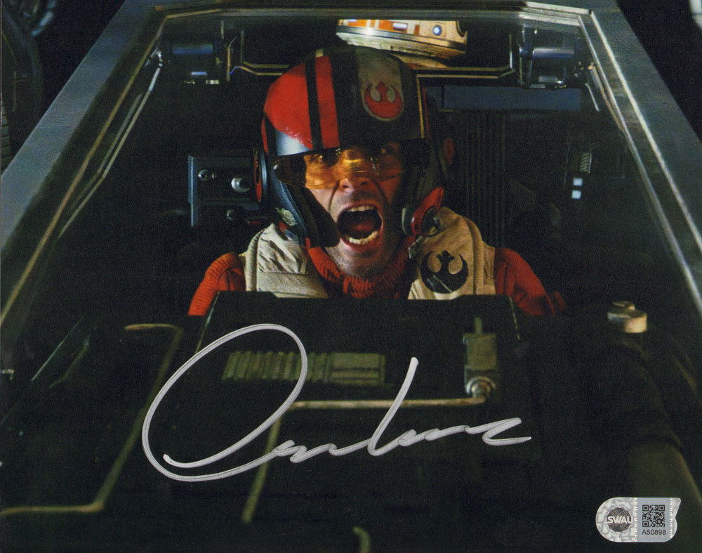 Oscar Isaac as Poe Dameron in Star Wars: The Force Awakens (SWAU) Signed 8x10 Photo