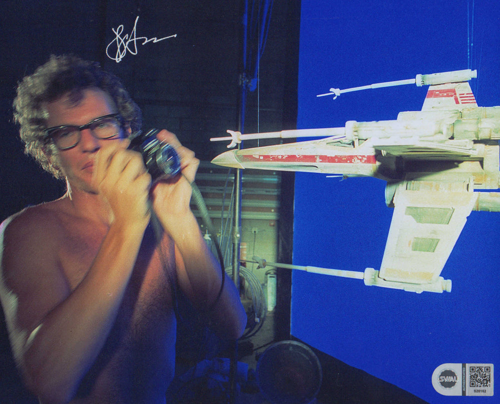 Bill Shourt Doing Photography Behind the Scenes of Star Wars (SWAU) Signed 8x10 Photo